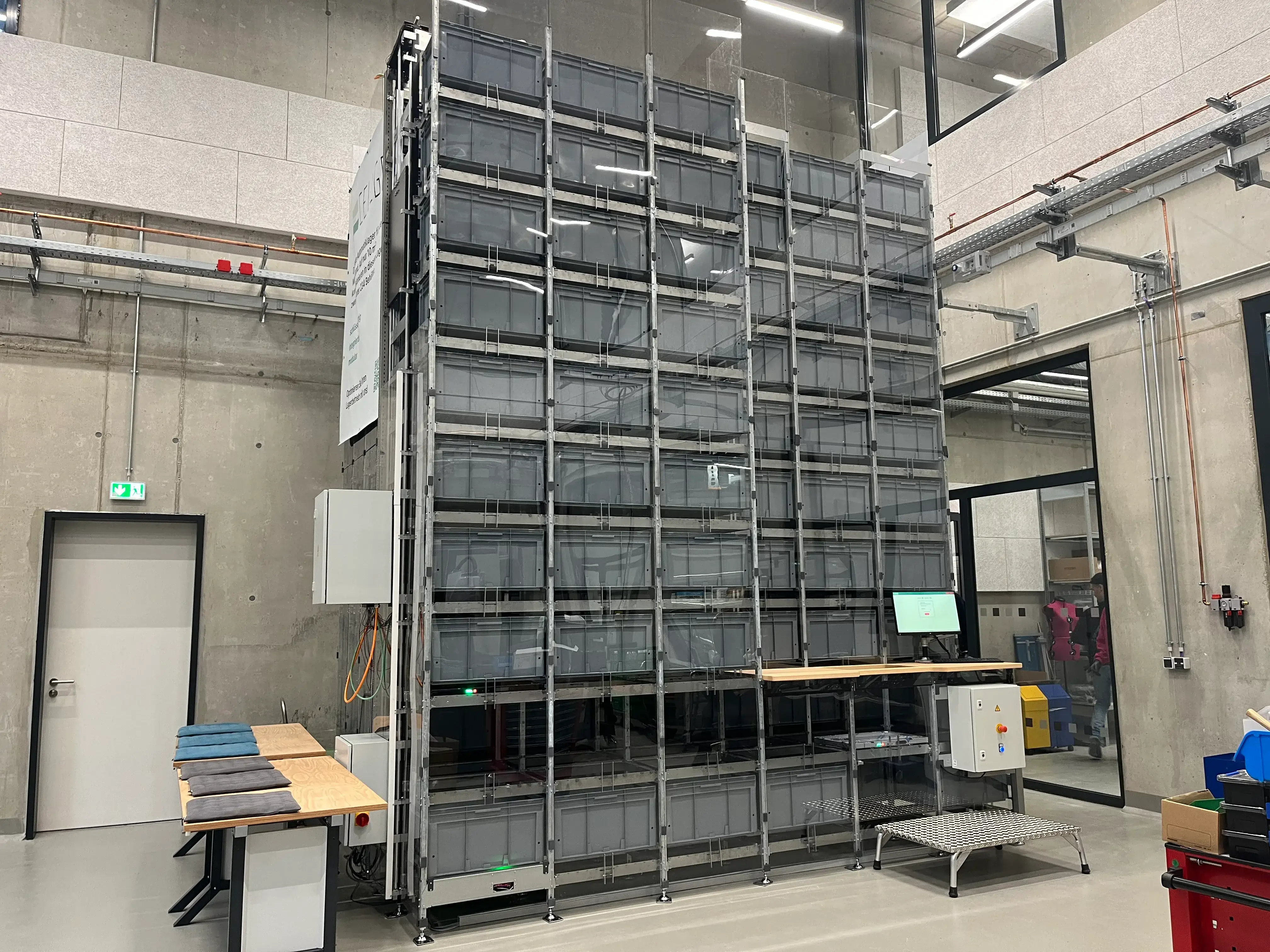 Universität Paderborn Lager mit Cellgo System